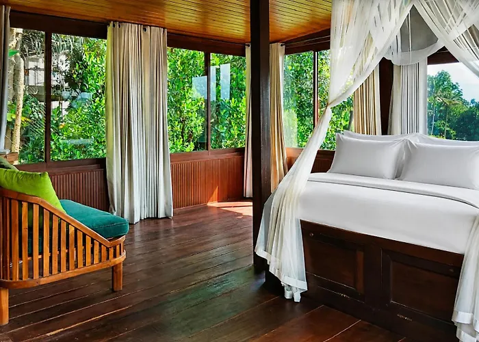 Yoga Retreat 9 Bedroom By River Song Hotel *
