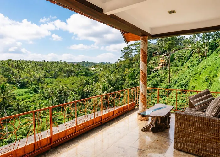 Hotel Yoga Retreat 9 Bedroom By River Song *