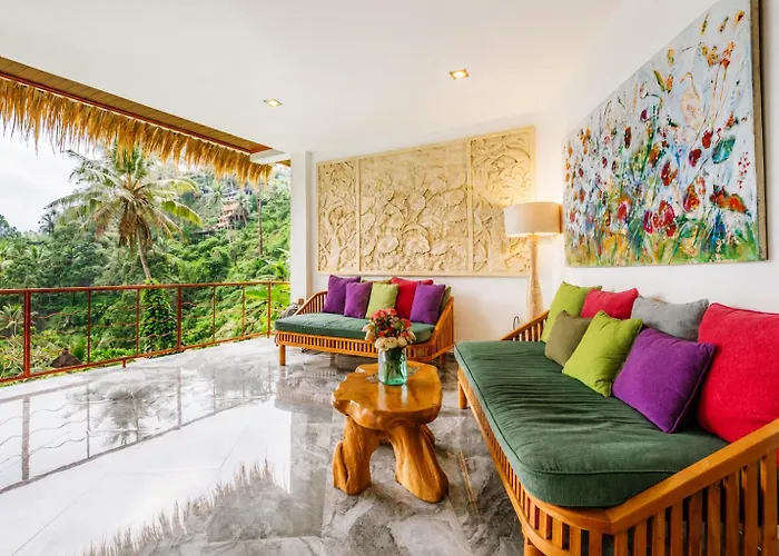 Hotel Yoga Retreat 9 Bedroom By River Song Ubud