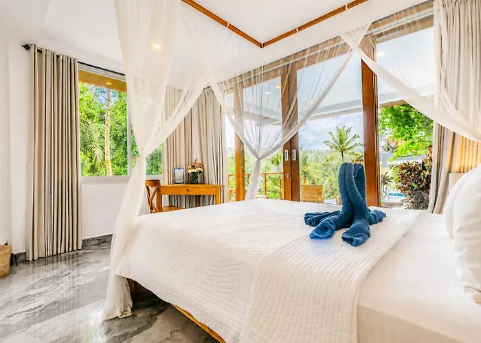 Yoga Retreat 9 Bedroom By River Song Ubud