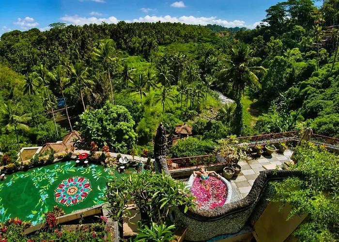 Yoga Retreat 9 Bedroom By River Song * Ubud